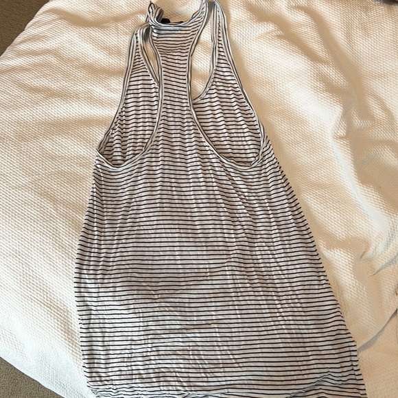 BCBG Maxazria B&W 🖤🤍 Striped Racerback Tank - Picture 8 of 8